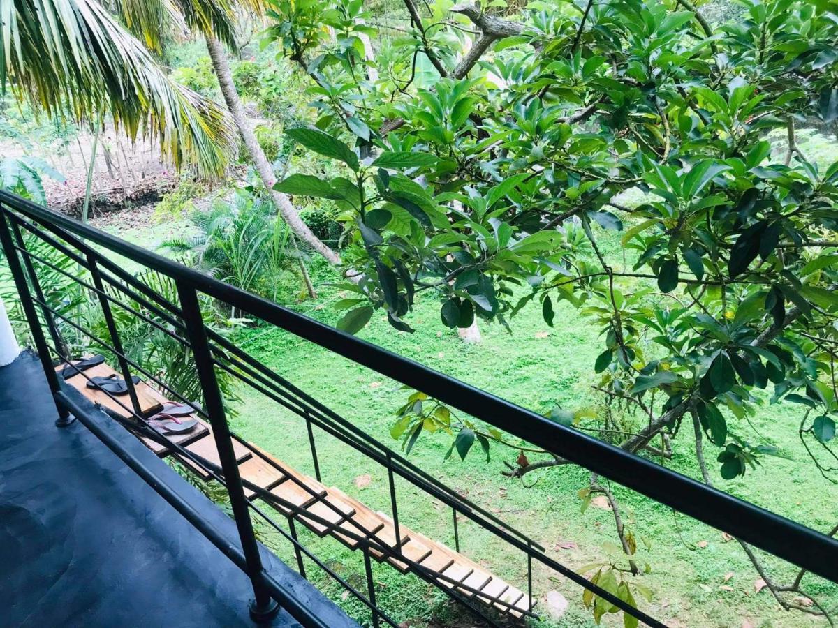 Nature Inn Мирисса Экстерьер фото