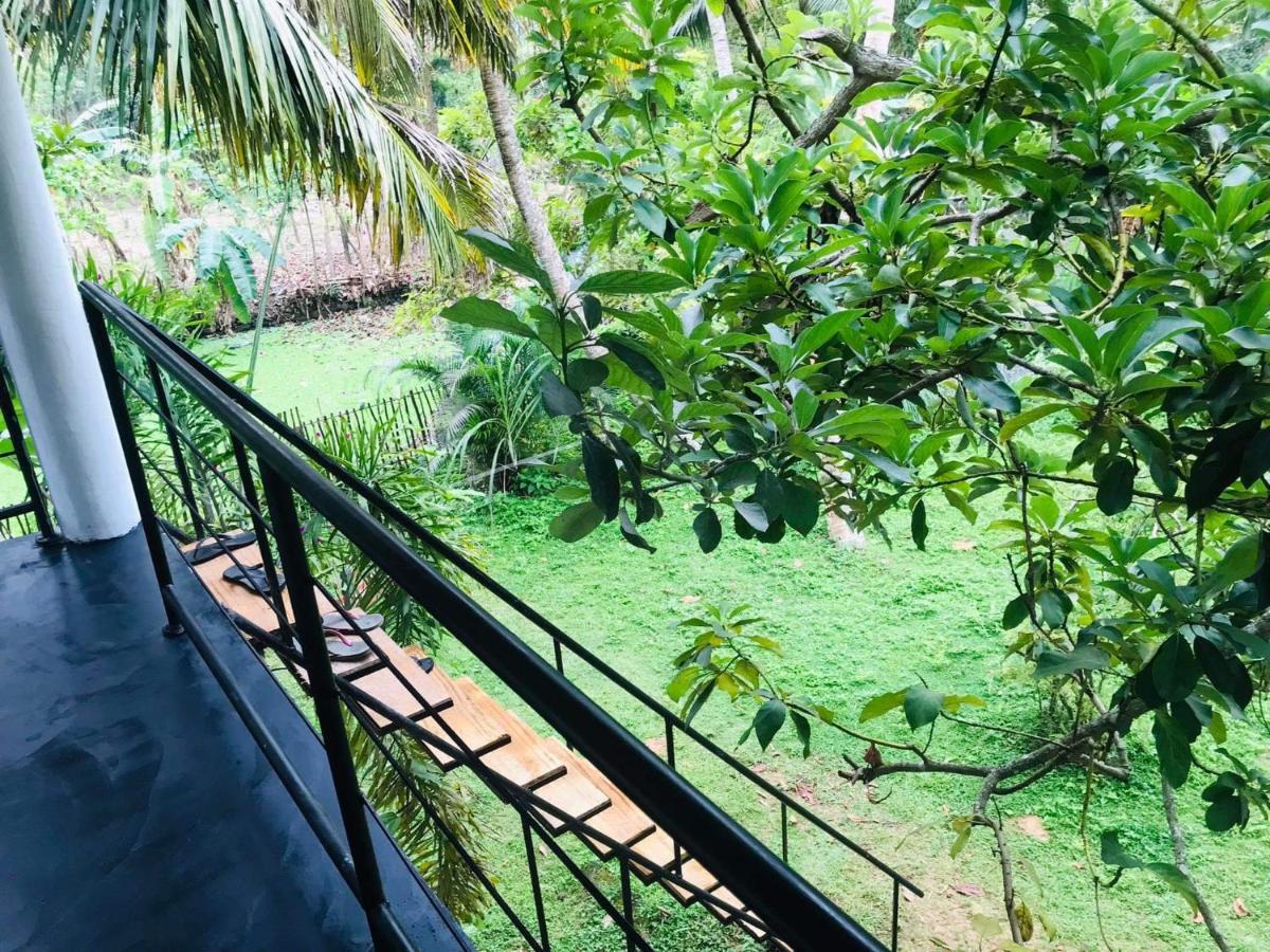 Nature Inn Мирисса Экстерьер фото